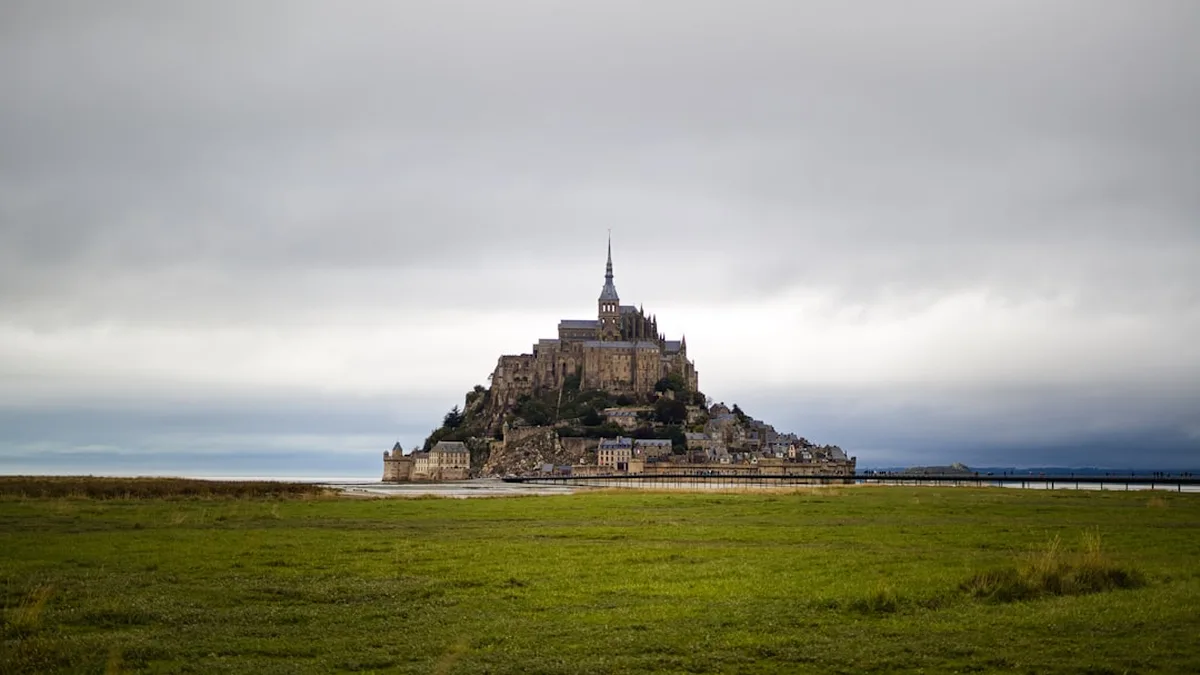 Comment voyager pas cher : billets d'avion moins chers